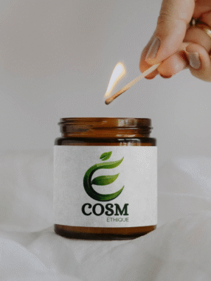 COSM Éthique – Bougie Parfumée « Boisé & Cannelle »